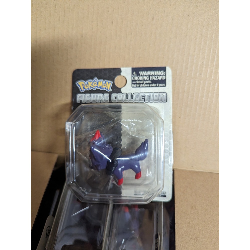 2011 Pokémon Collection Zorua 2" Figure New in Original‎ Packaging